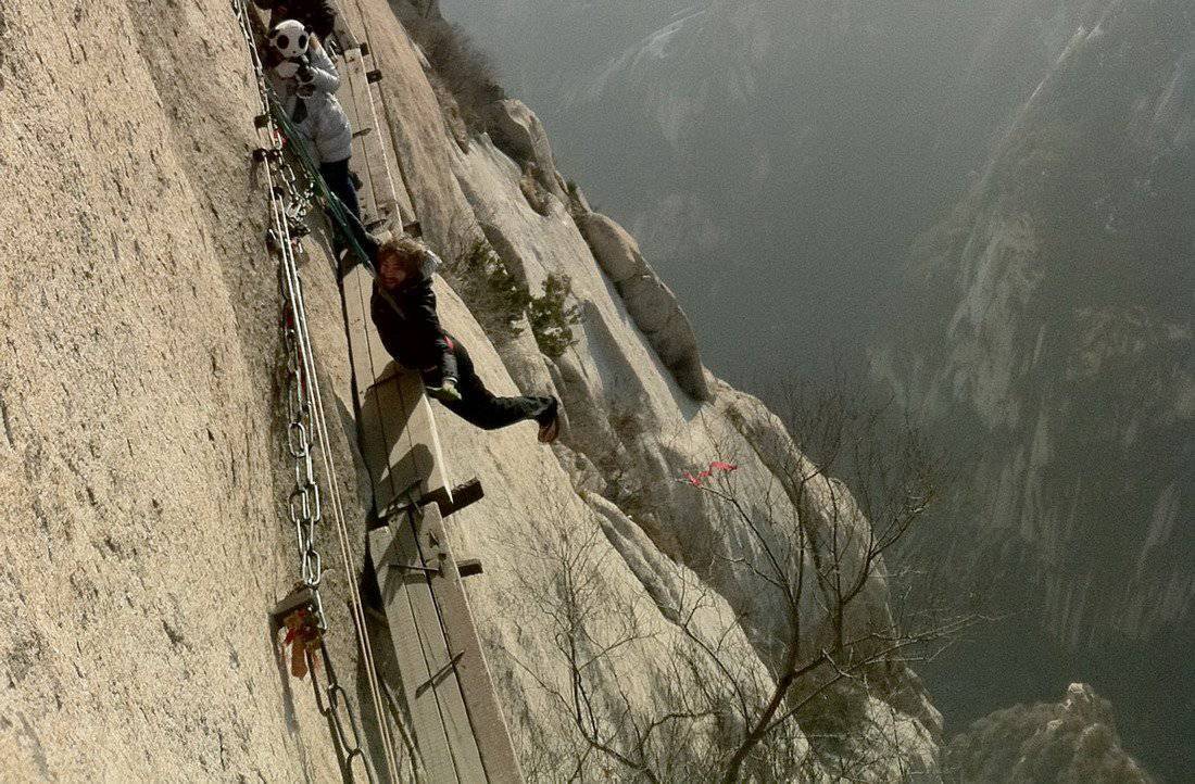 1100x722 Droga na szczyt Hua Shan 29