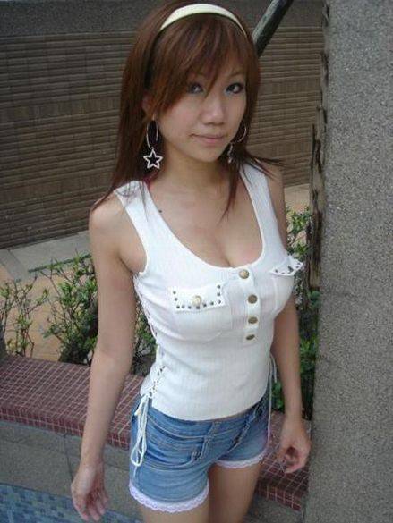 Image Hosted by UploadHouse.com