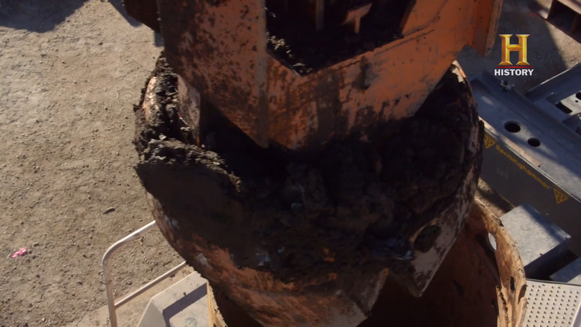 The Curse of Oak Island S05E13 1080p HDTV x264-EHD The Curse of Oak Island S05E13 1080p HDTV x264-EHD